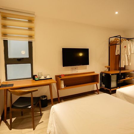 Majestic Premium Hotel На Транг Екстериор снимка