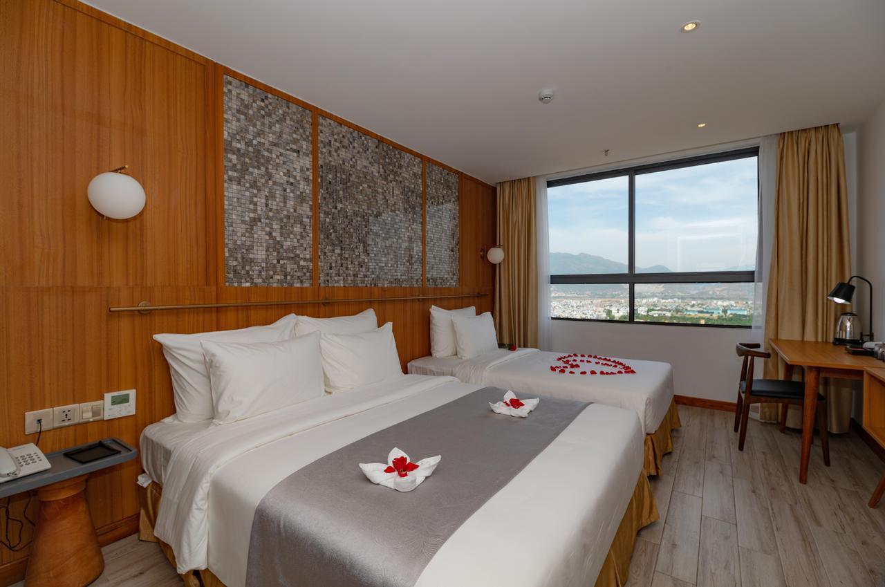 Majestic Premium Hotel На Транг Екстериор снимка