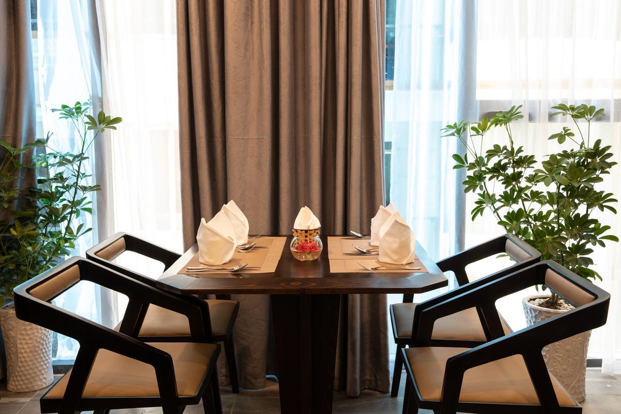 Majestic Premium Hotel На Транг Екстериор снимка